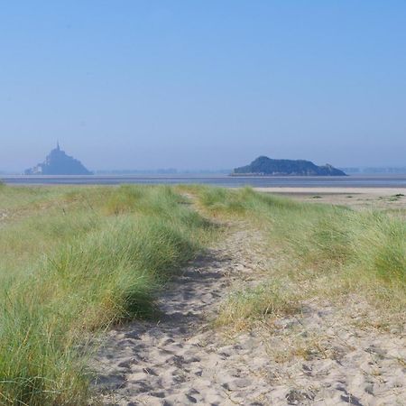 Charmante Maison De Pecheur En Baie Du Mont Saint Michel Genêts エクステリア 写真